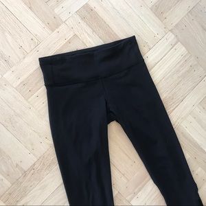 Lululemon Black Capri Leggings - Sz 4